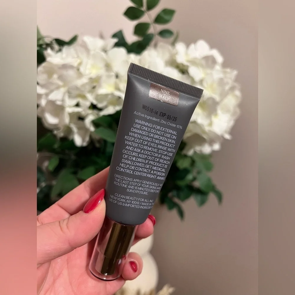 SAIE • SLIP TINT • SHADE: NINE+HALF